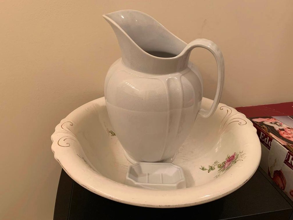 Ironstone pitcher w/ soap dish & buffalo bowl
