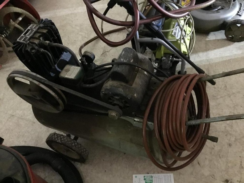 Air compressor