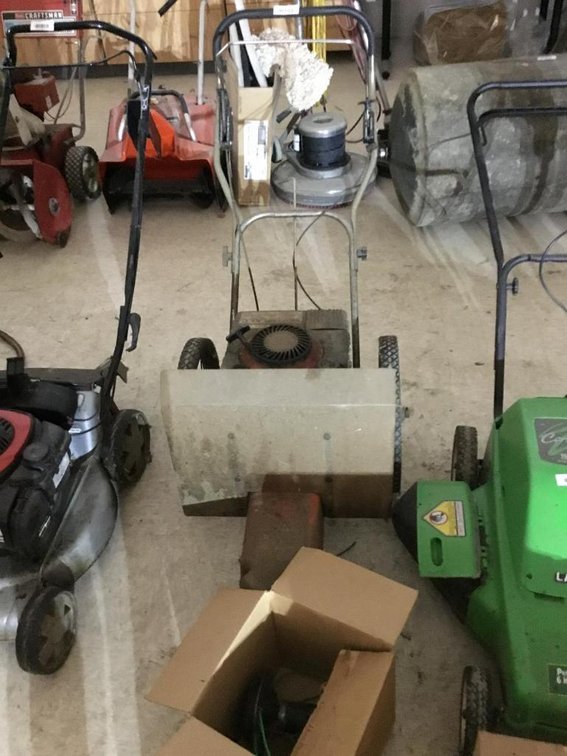 Vector XL field and brush mower
