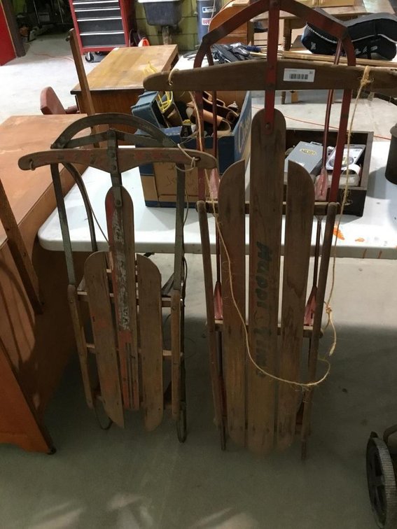 2 Runner sleds