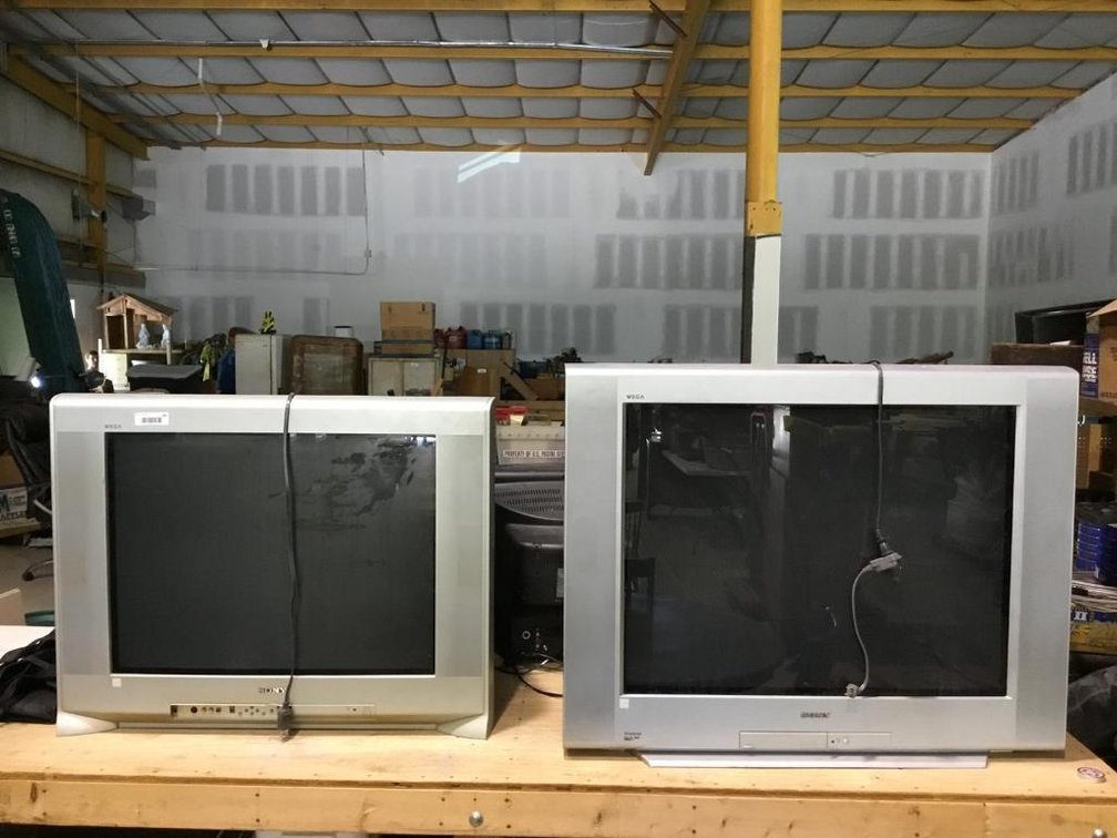 5 TVs