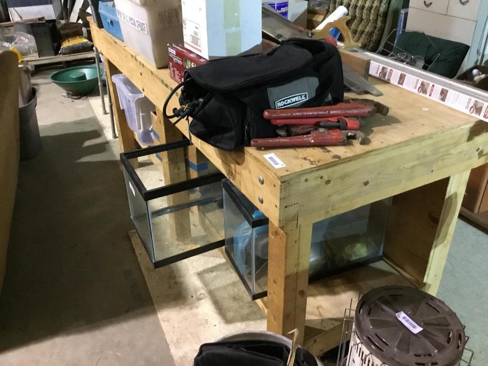 Wooden work bench