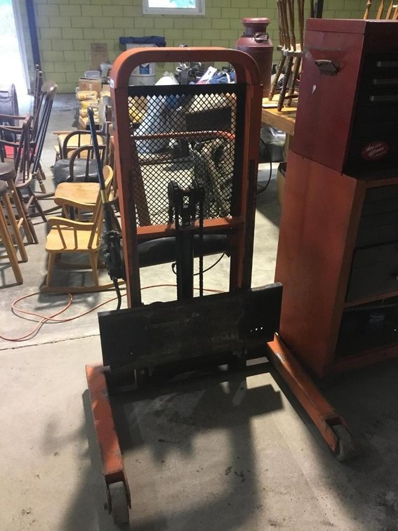 Stanford model RL-100 hydraulic forklift serial # 6995296