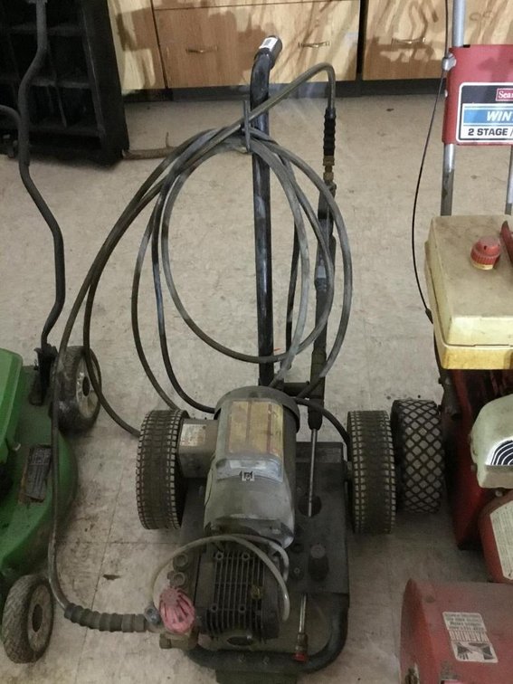 Pressure washer
