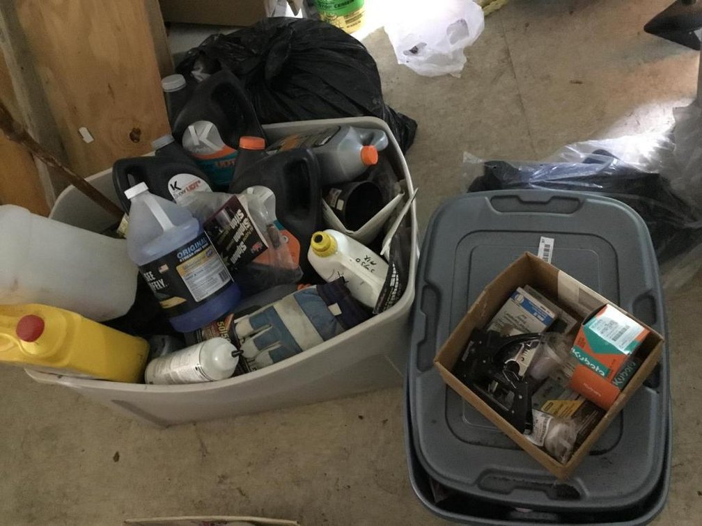 Lot of car cleaning supplies and car supplies