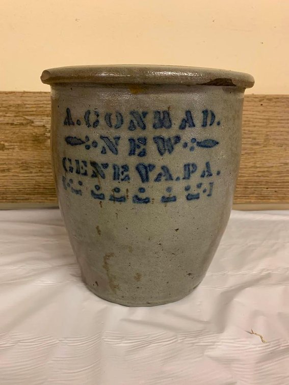 A Conrad New Geneva crock 9" tall
