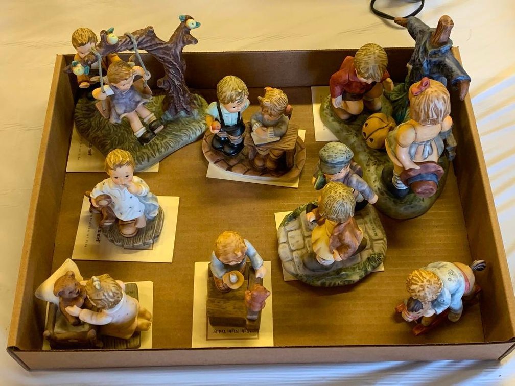Collection of early 2000 Hummels