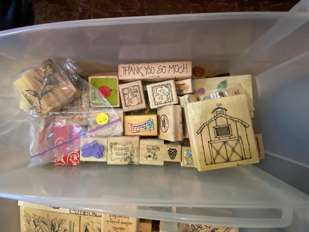 3-Drawer storage w/ rubber stamps