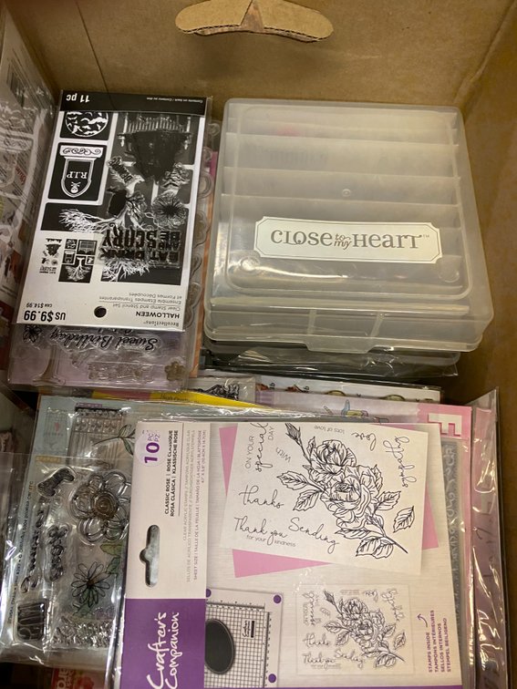 Sizzix stamp and metal die