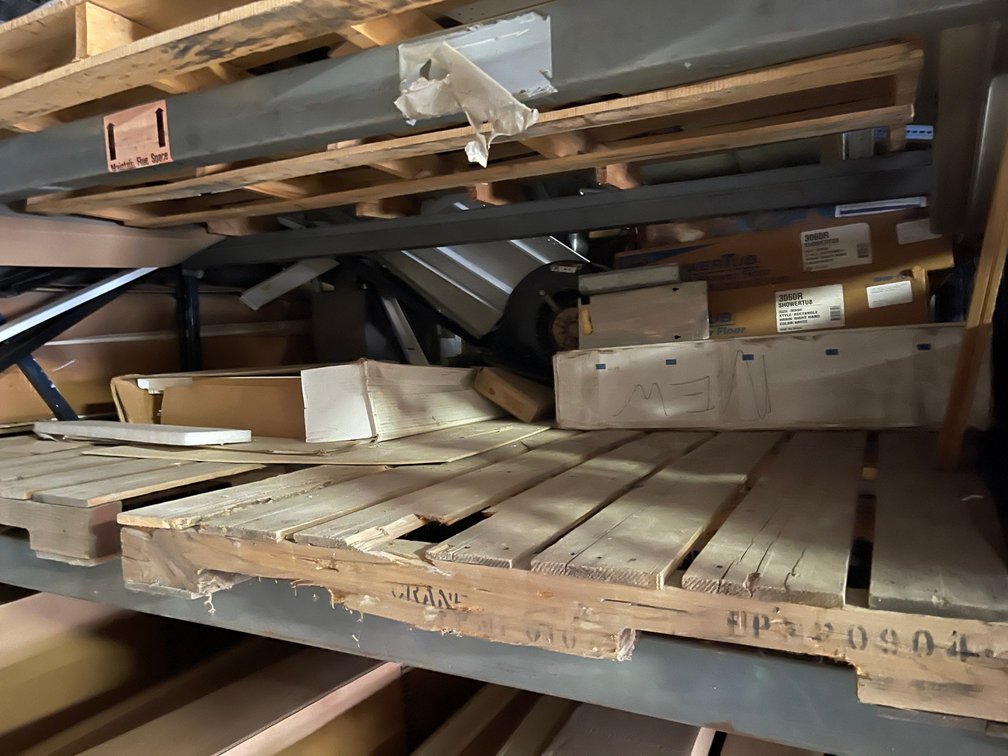 Assortment of shower tubs/materials