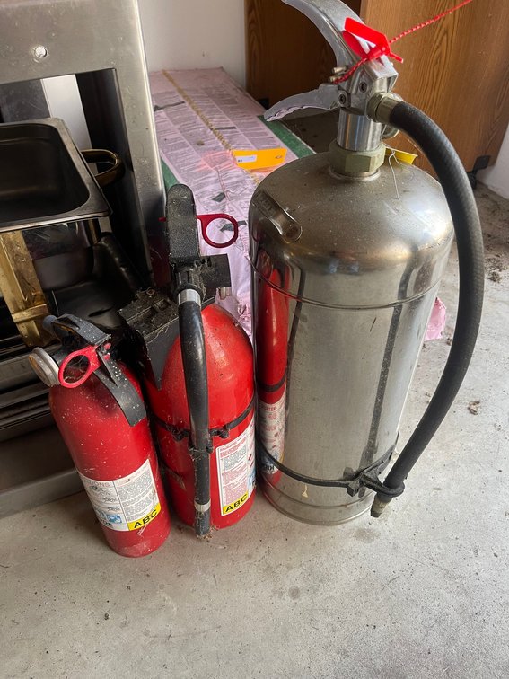 Fire extinguisher