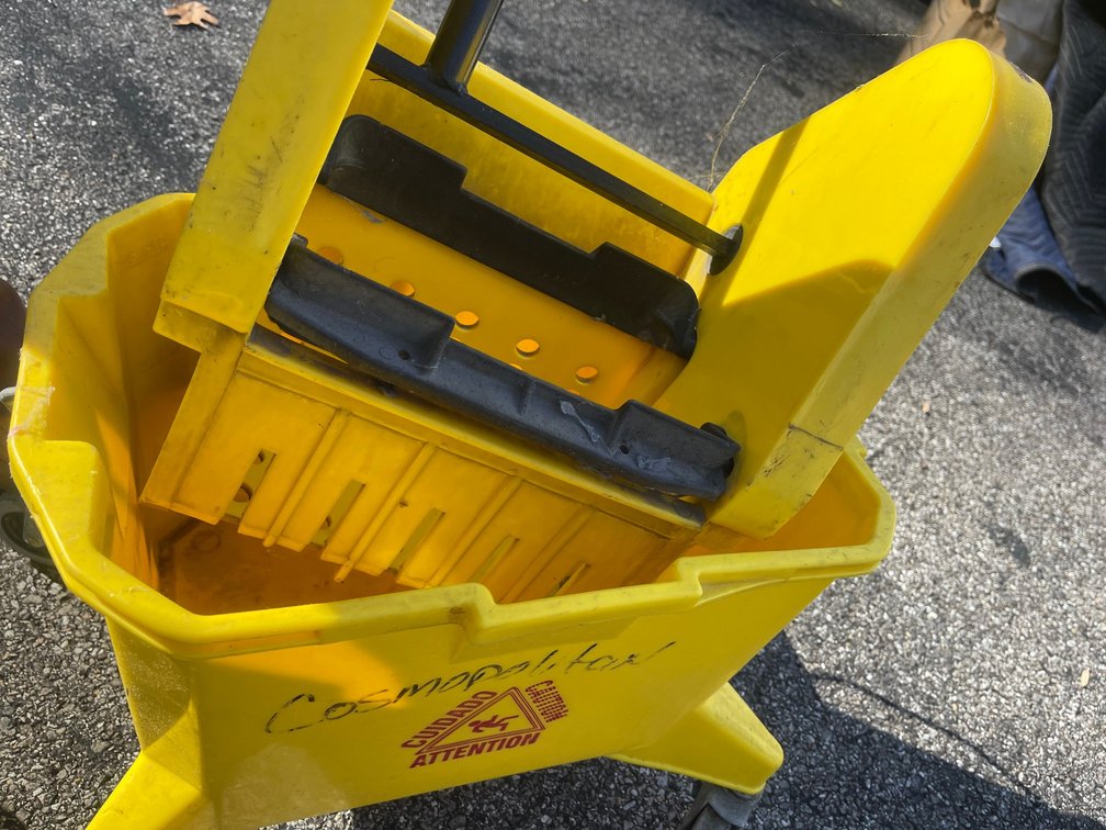 Mop bucket