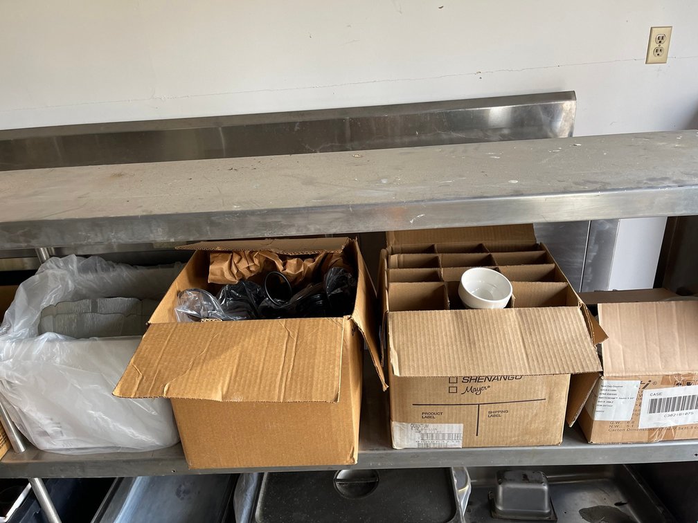 Upper contents of shelf