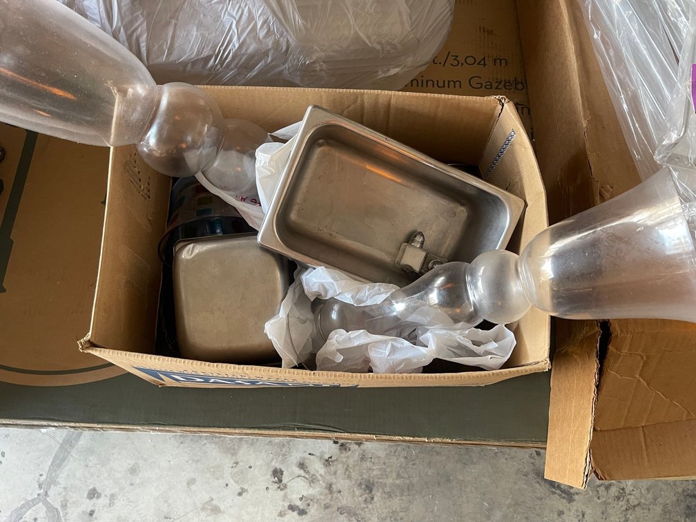 Metal/glassware