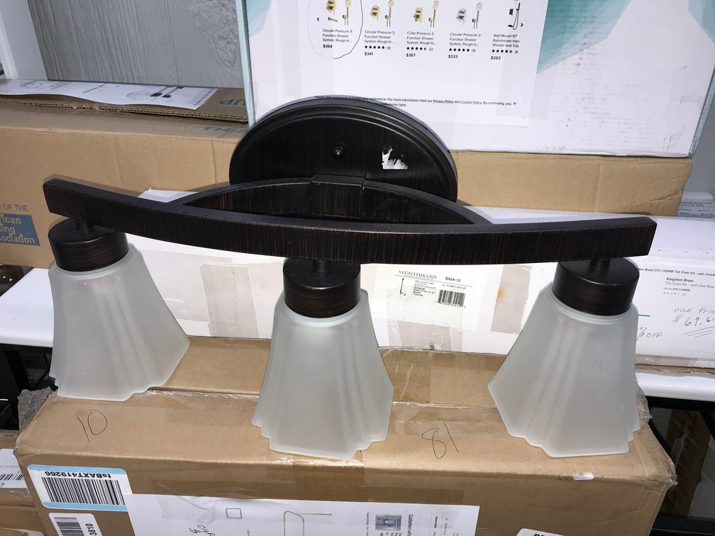 Bronze vanity light