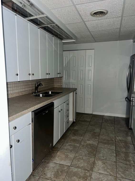 Image for SOLD $209,000 - Condo Unit 302 in Whitaker Square Apartments