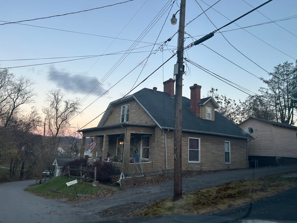 Image for SOLD $55,000 - 3 Bedroom Home on 2 Lots in Shinnston