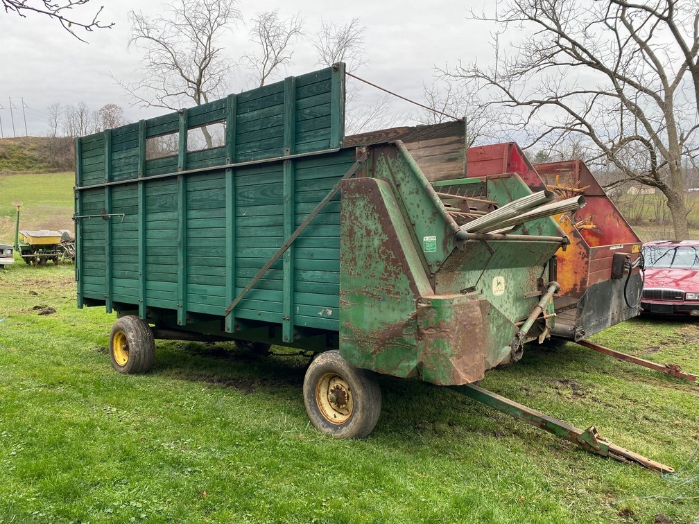 John Deere Forage Wagon *NO TITLE*