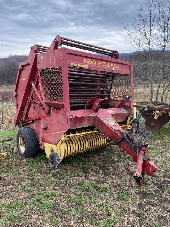 Sperry New Holland 851 Bailer Serial # 590668
