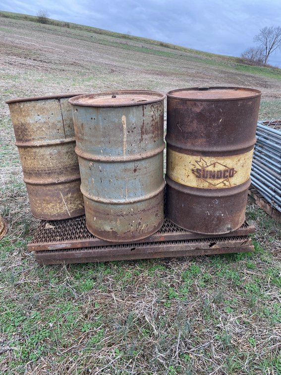 5 Oil Drums, Metal Grates