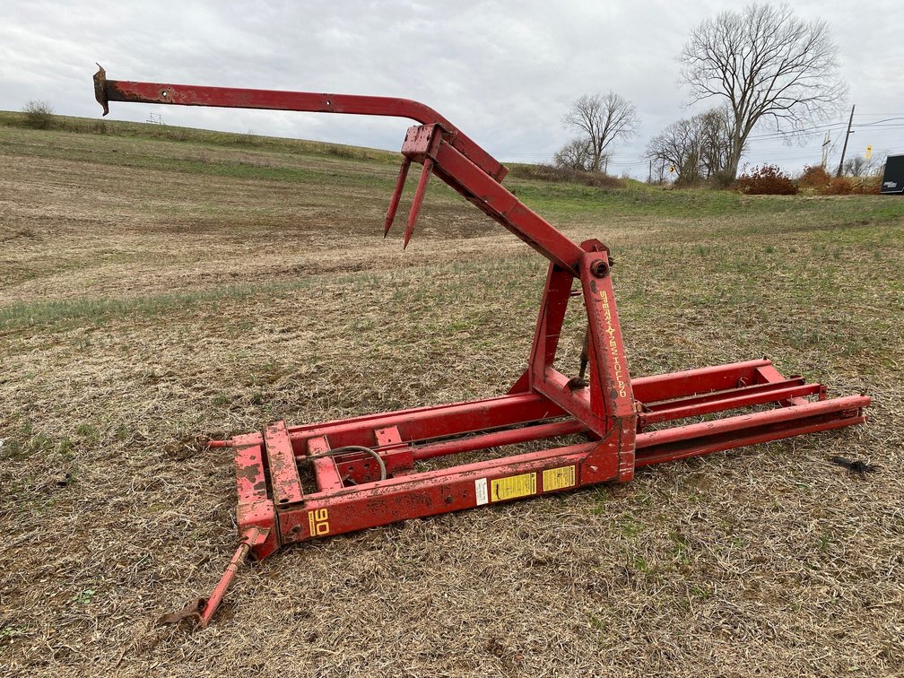 New Holland 90 Bale Handler