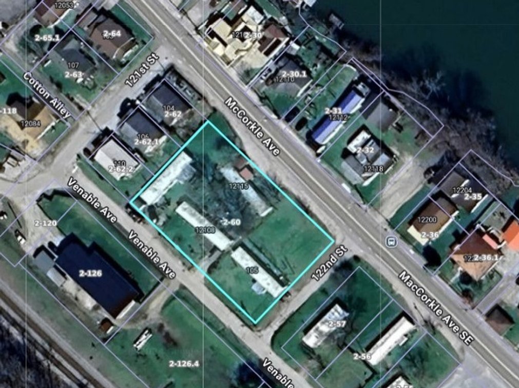 5 Spot Mobile Home Park in Kanawha County