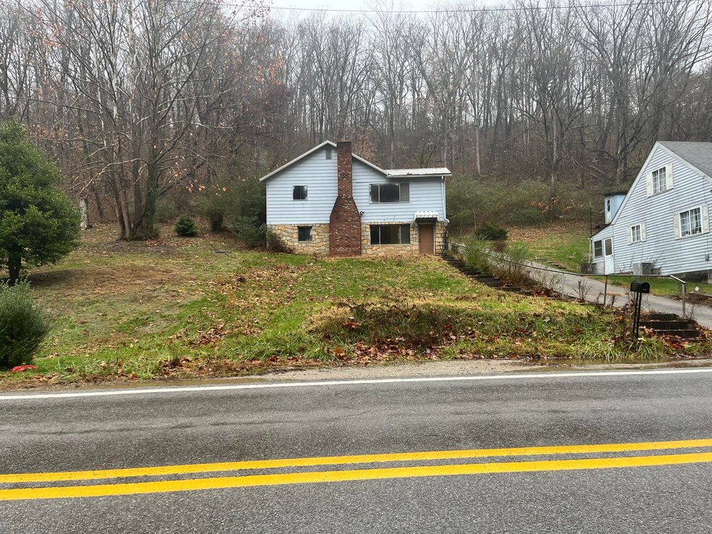 Image for SOLD $44,000 - 3 Bedroom Home on a Large Lot in Dunbar