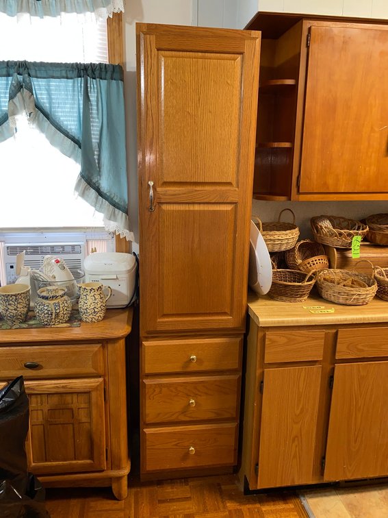 2 Cabinets
