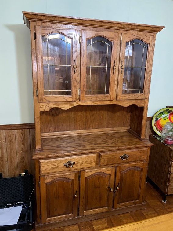 2-Piece hutch