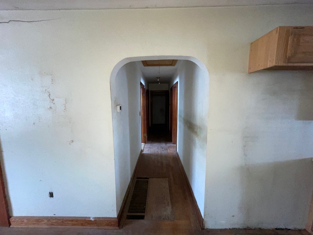 Image for SOLD $28,050 - 3 Bedroom with Full Basement in St. Albans Selling to the Highest Bidder