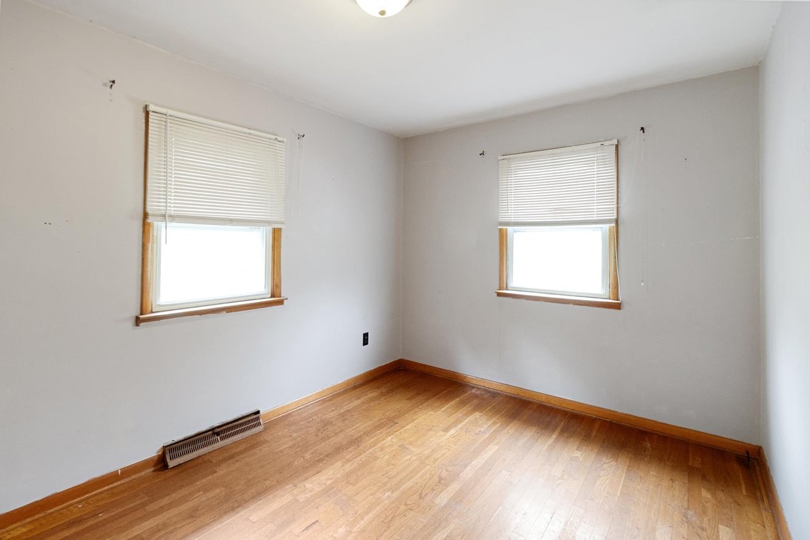 Image for SOLD $89,100 - 3 Bedroom on 1.8 Acres in Fairmont