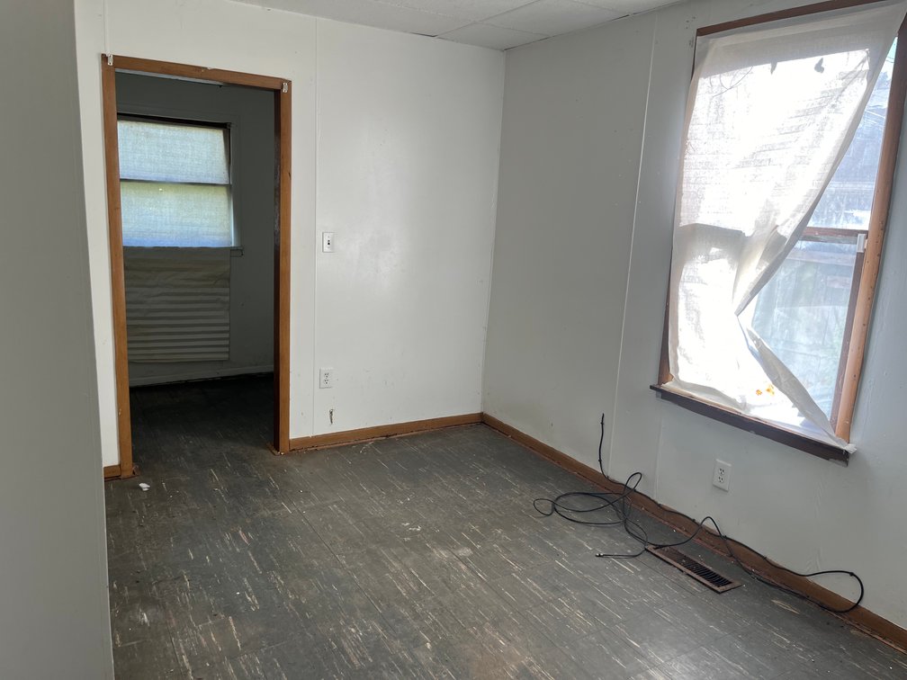 Image for SOLD - 2 Bedroom in Charleston Selling to the Highest Bidder