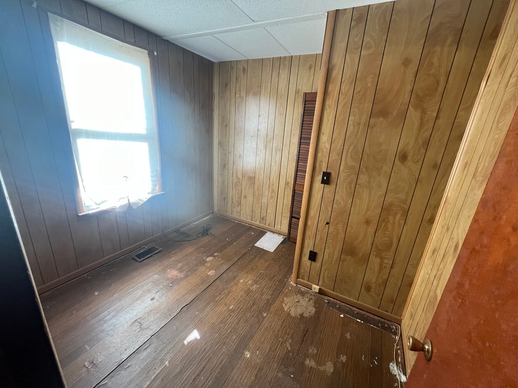 Image for SOLD - 2 Bedroom in Charleston Selling to the Highest Bidder