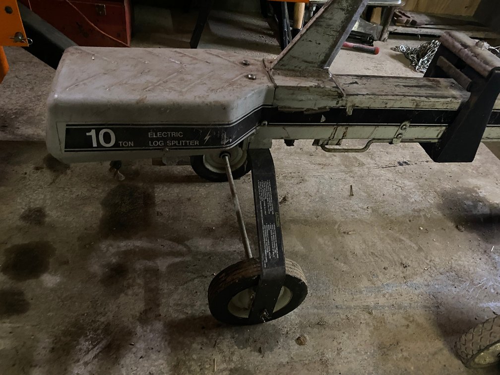 10-Ton log splitter