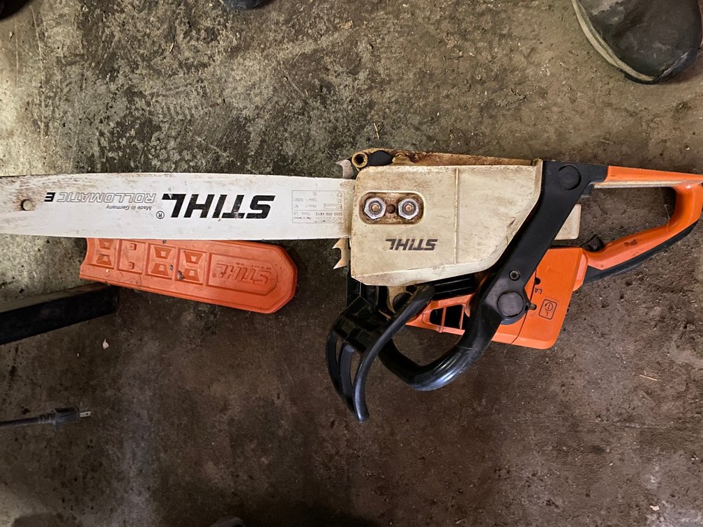 Stihl chainsaw - NO blade