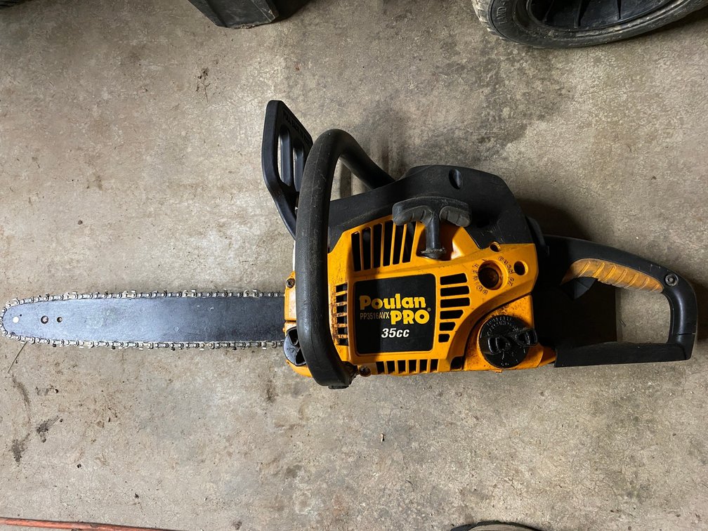 Poulan Pro chainsaw