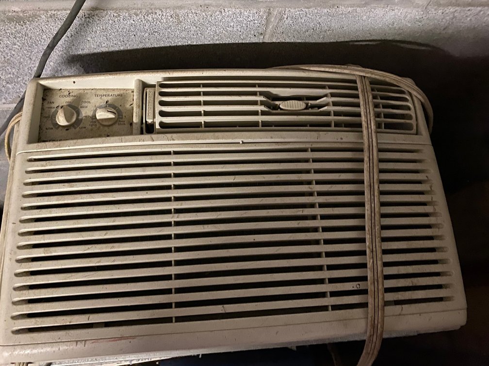 2 Window air conditioners