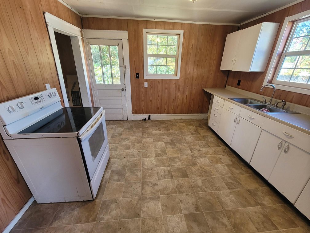 Image for SOLD $24,200 - 3 Bedroom with Many Updates in Charleston