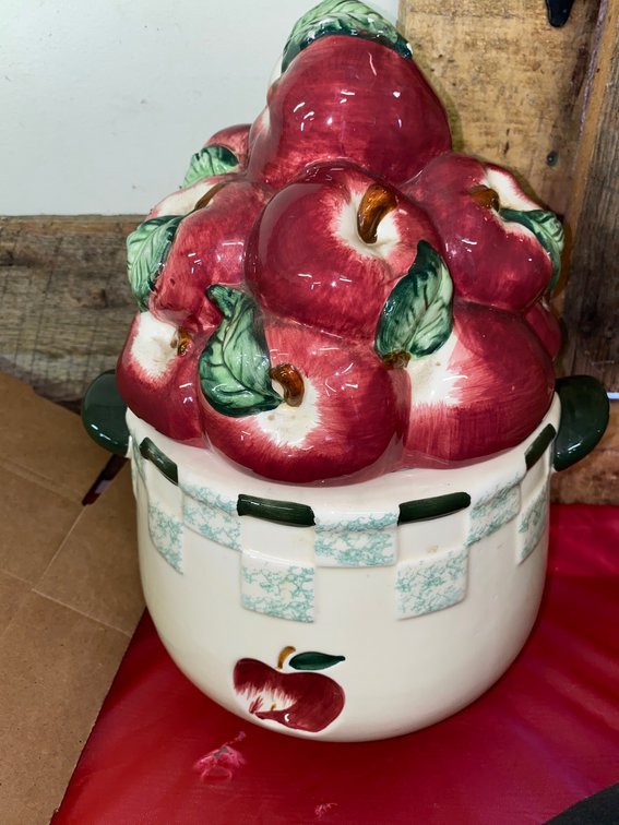 Apple cookie jar