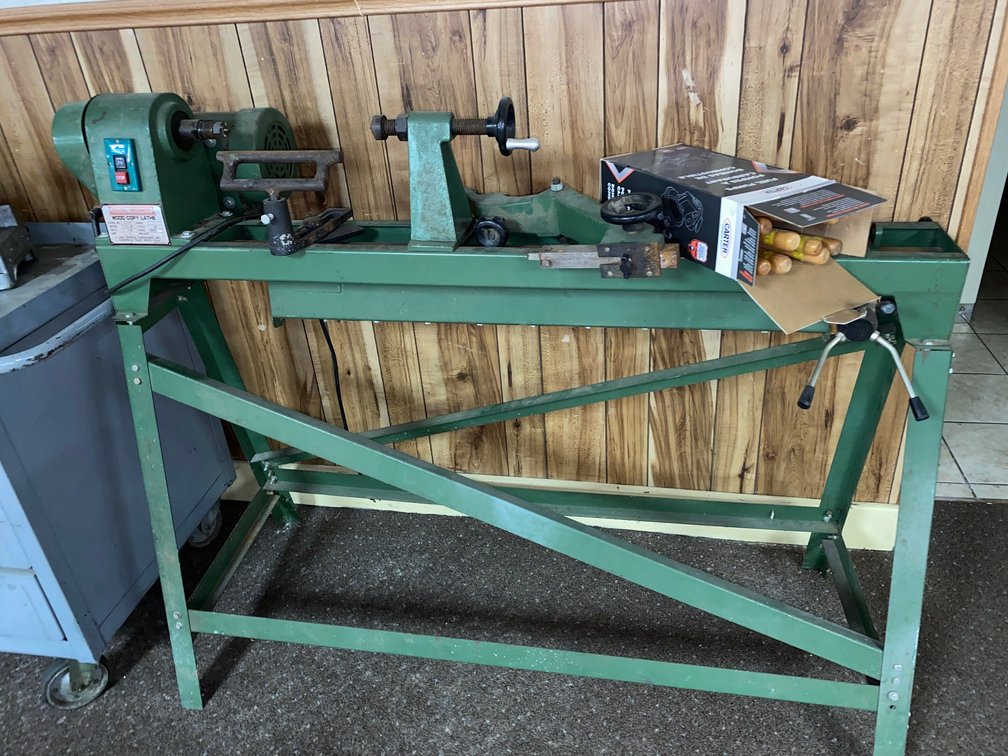 55" Central Machinery wood lathe and chisels