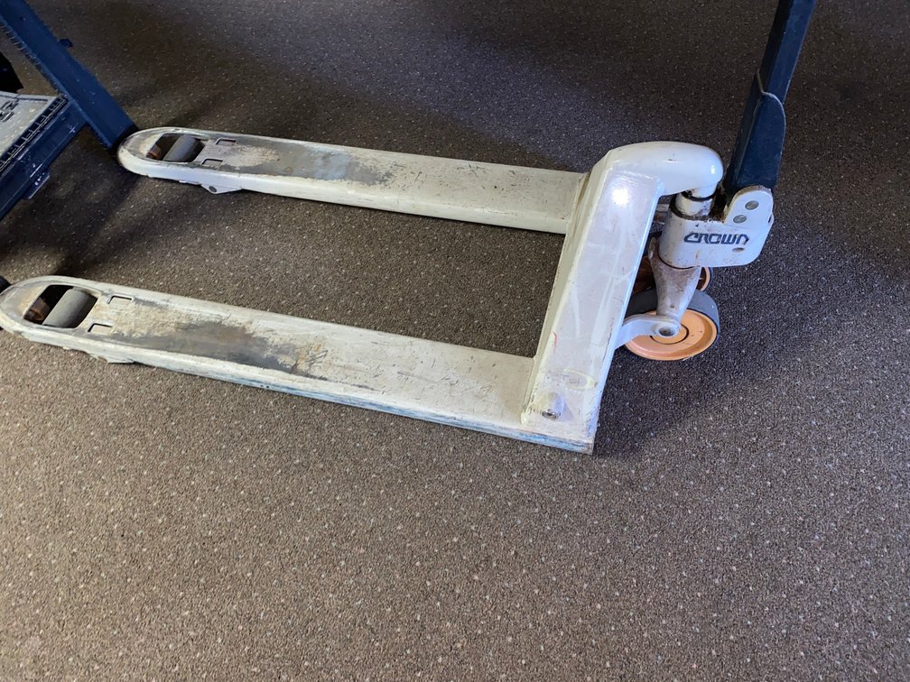 Crown Pallet Jack