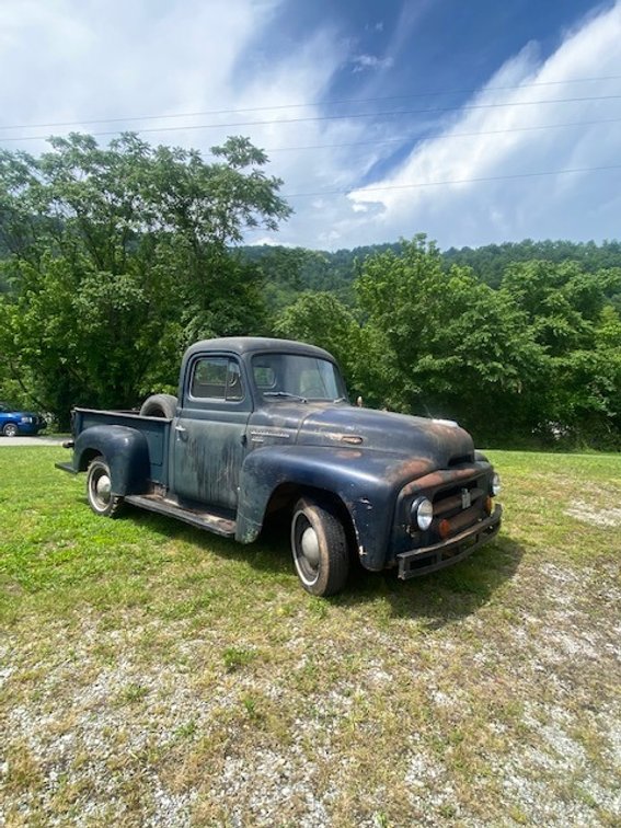 International R100