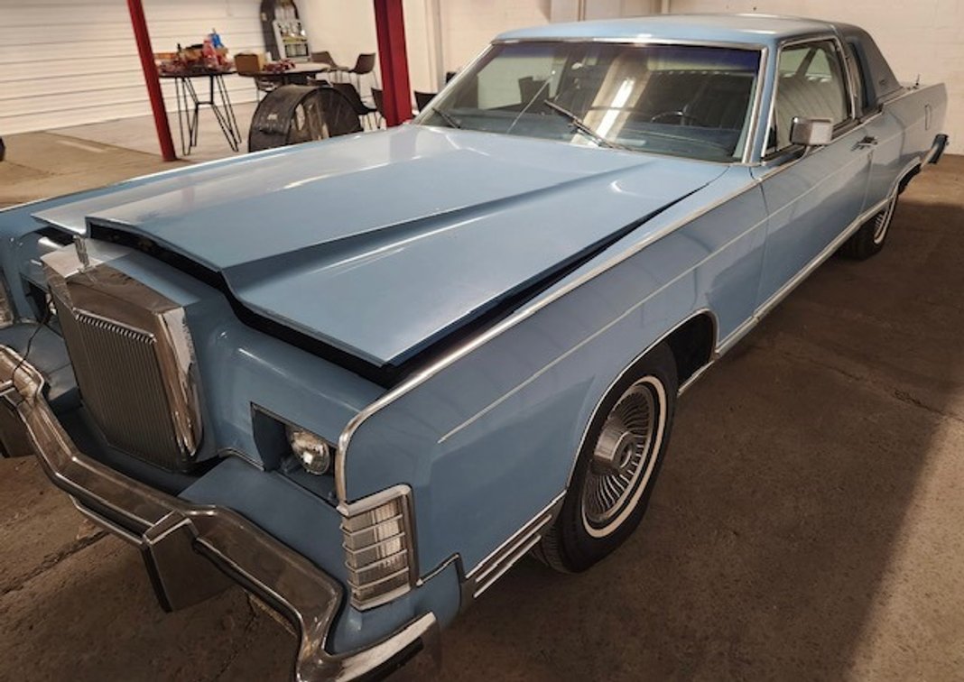 1979 Lincoln Town Coupe 