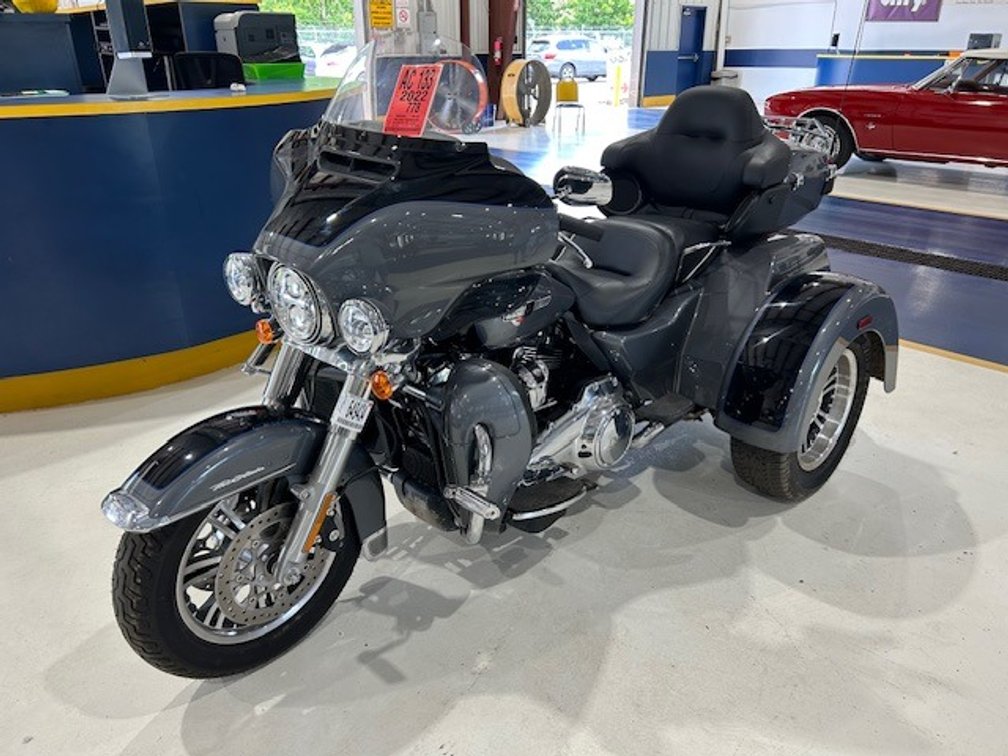 2022 HARLEY FLHTCUTG TRI GLIDE