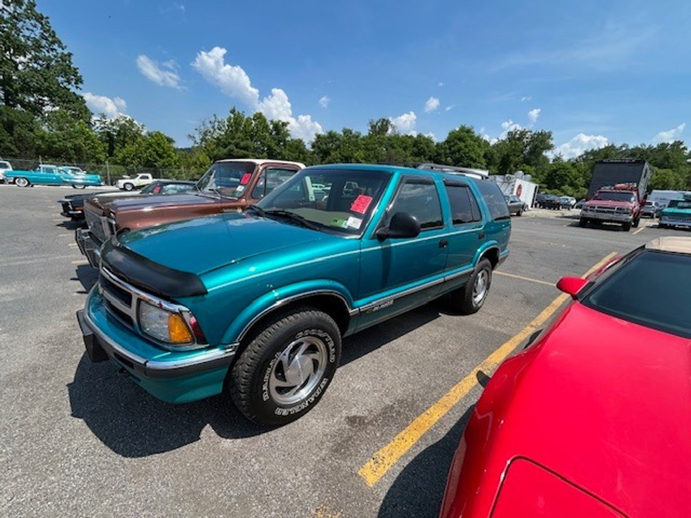 1995 CHEVRO BLAZER 4DR 4WD