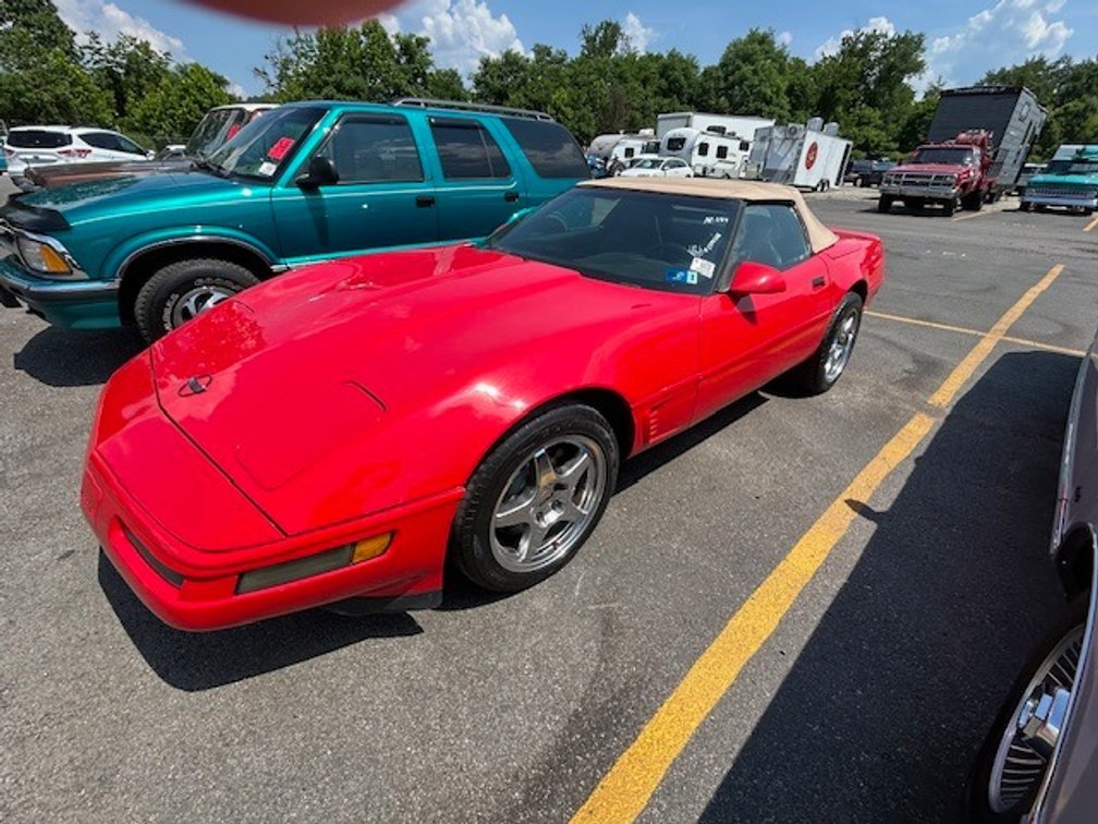 1996 CHEVRO CORVETTE 2DR CONVE RED