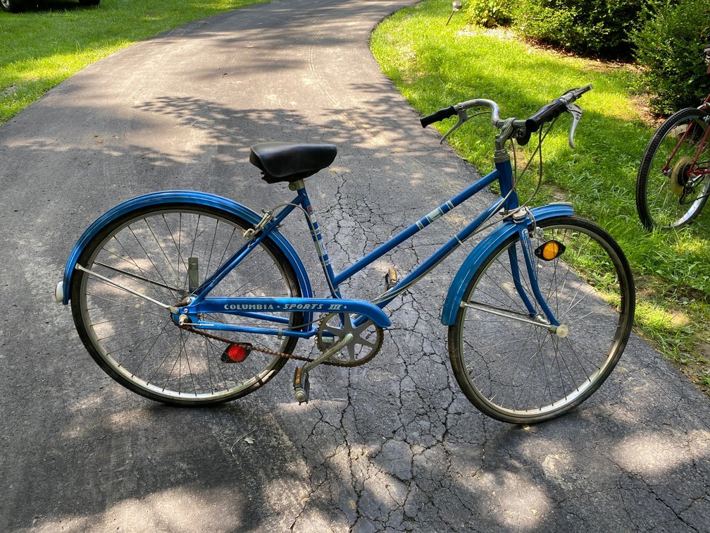 Columbia Sports ladies bicycle