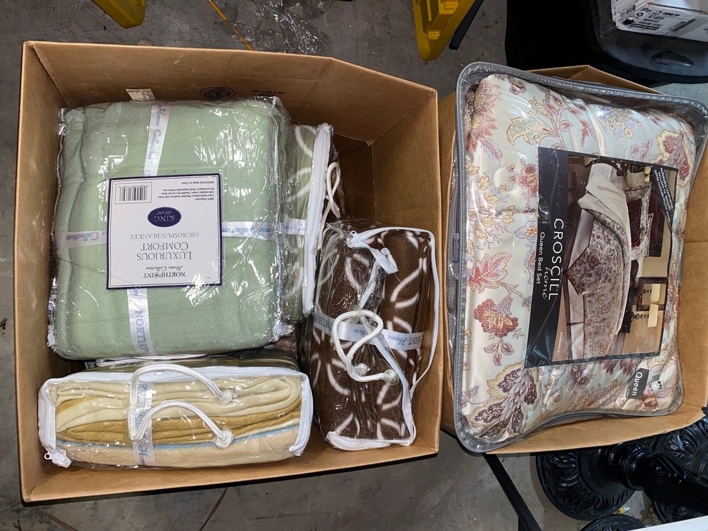 Comforters and throws