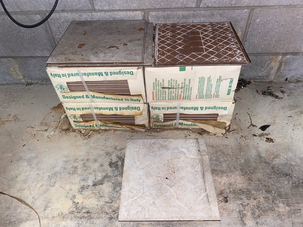 Approx. 4 boxes of floor tile