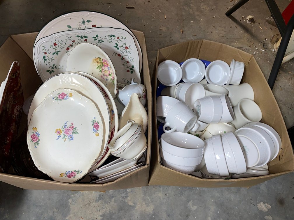 Misc. cups, saucers, bowls